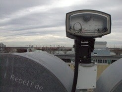 Laserverbindung Leserstrecke zwischen zwei Gebäuden