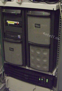 Serverbetreuung Server-Betreuung bei 2 Servern mit USV im Jahr 2006